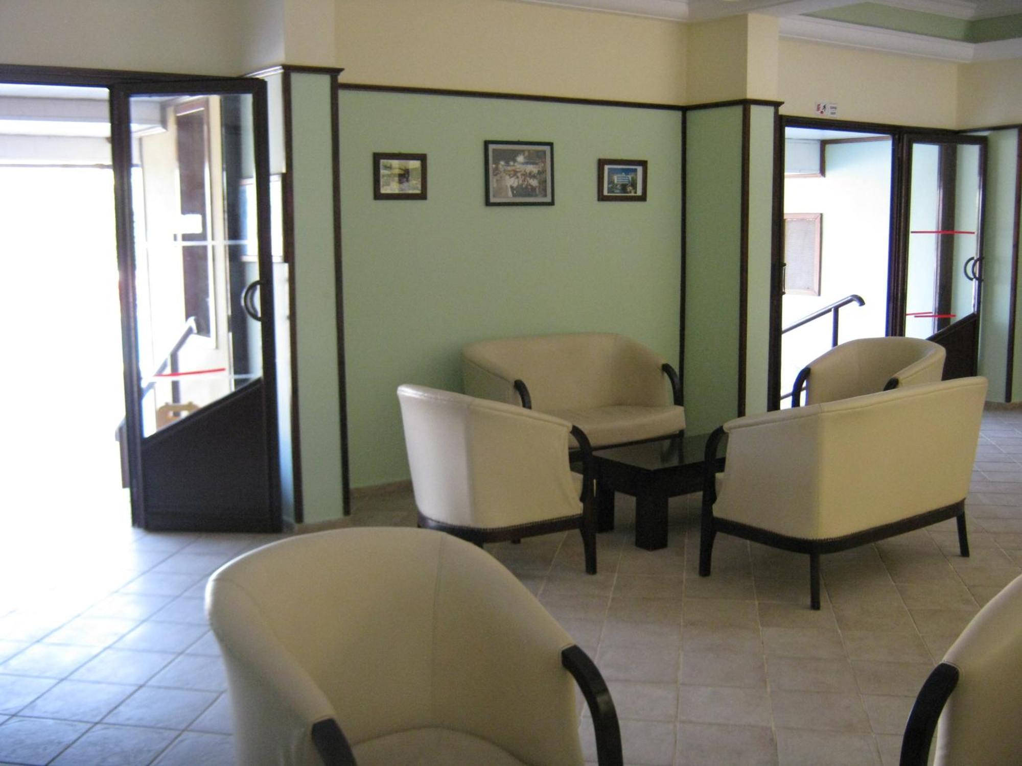Oya Family Suites Kusadasi Exterior photo