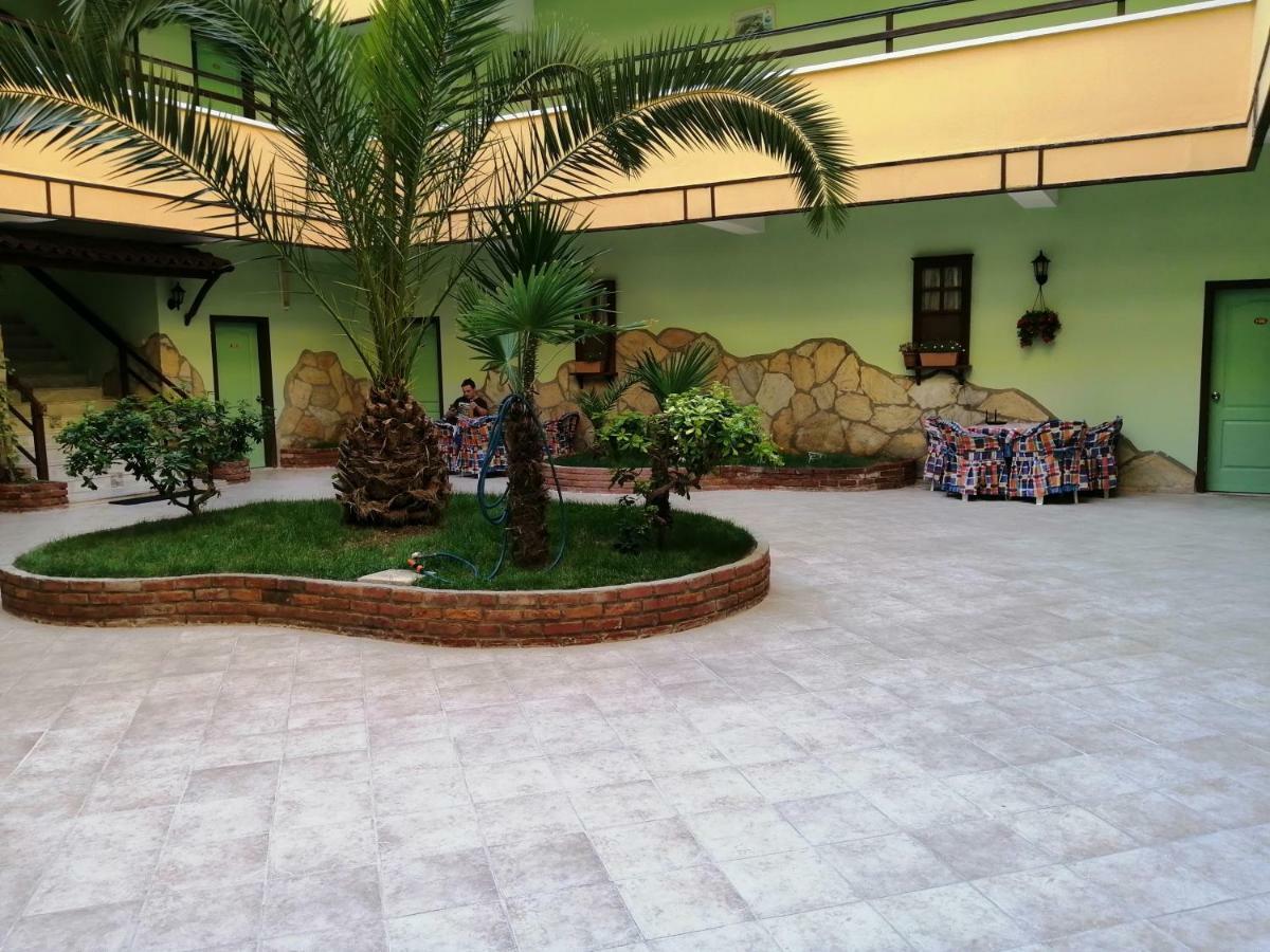 Oya Family Suites Kusadasi Exterior photo